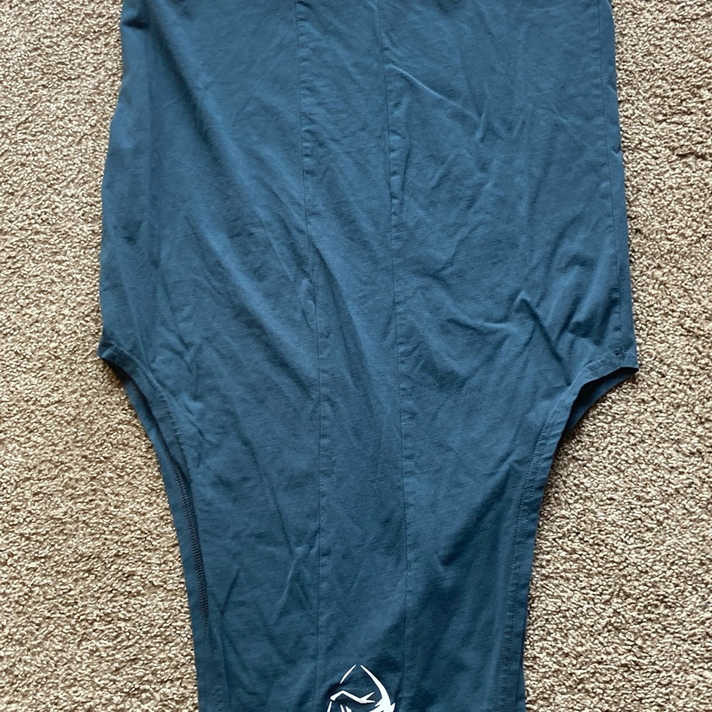 Alphalete Blue CutOff/Sleeveless Tank/T Shirt - Men’s Small Blue - Picture 3 of 3